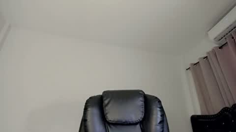 Snapshot of tgirl_luna69 chatting on June 2026 06:17:01 PM Luna online show from June 2026 06:17:01 PM