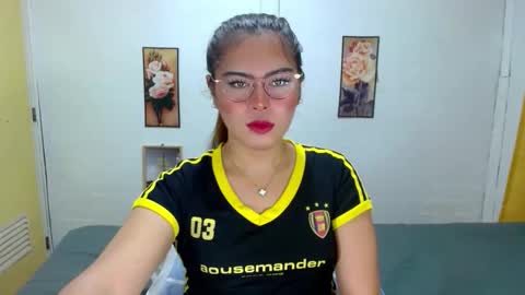 Snapshot of tgirlselena chatting on September 2025 02:39:02 PM tgirlselena online show from September 2025 02:39:02 PM