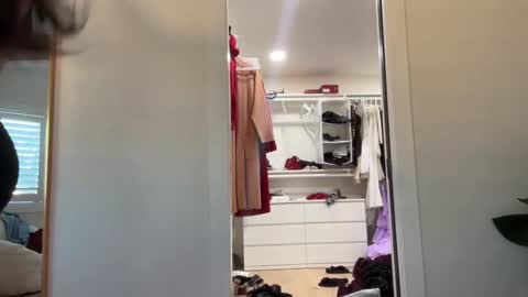 babygirlmami online show from February 2026 09:29:01 PM