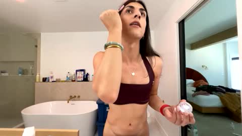 babygirlmami online show from April 2026 07:49:01 PM