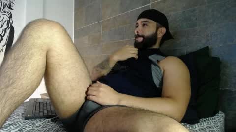 th1ago828986 online show from April 2026 02:49:01 AM