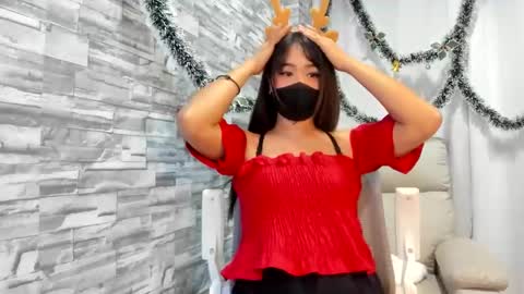 Snapshot of thaidancer chatting on December 2025 02:52:02 AM CJ online show from December 2025 02:52:02 AM