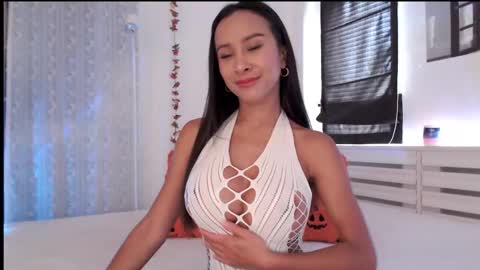 Snapshot of thaidream25 chatting on October 2025 03:06:02 AM Ana online show from October 2025 03:06:02 AM