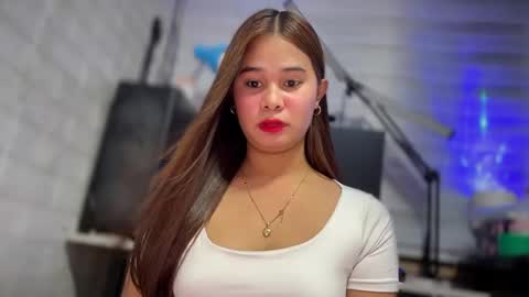 Snapshot of thalia_houston69 chatting on December 2024 11:47:01 AM Ms. Thalia online show from December 2024 11:47:01 AM