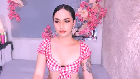 Snapshot of thalia_venture chatting on February 2026 12:59:02 PM Thalia online show from February 2026 12:59:02 PM