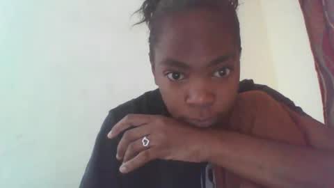 thalyra online show from April 2026 02:26:02 AM