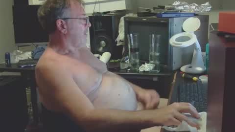 Snapshot of thang5545 chatting on January 2025 01:52:01 PM thang5545 online show from January 2025 01:52:01 PM