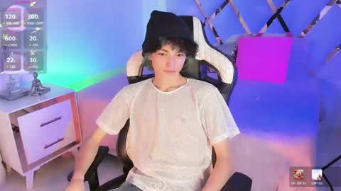 Snapshot of thanier_18 chatting on March 2026 07:31:02 PM thanier_18 online show from March 2026 07:31:02 PM