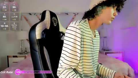 Snapshot of thanier_18 chatting on May 2026 07:41:01 PM thanier_18 online show from May 2026 07:41:01 PM