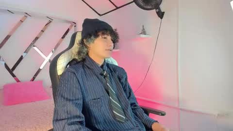 Snapshot of thanier_18 chatting on May 2026 07:21:01 PM thanier_18 online show from May 2026 07:21:01 PM