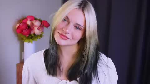Katty----meow meow  online show from August 2026 09:11:02 AM