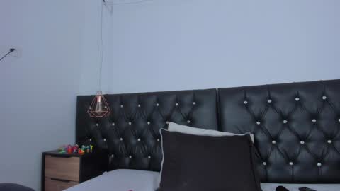 thara webstter online show from February 2025 02:49:01 PM