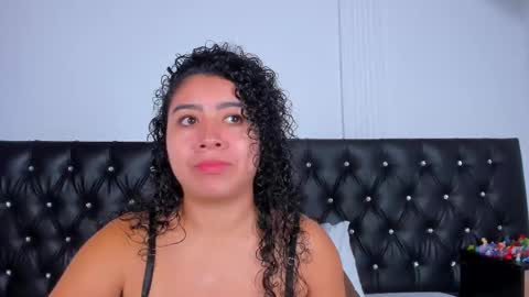 thara webstter online show from October 2025 11:58:02 AM