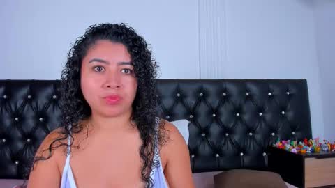 thara webstter online show from November 2025 12:05:02 PM