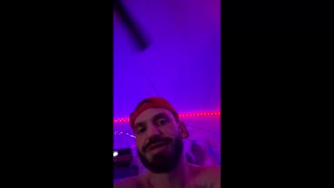 ThatDomHtx online show from November 2025 07:08:01 AM