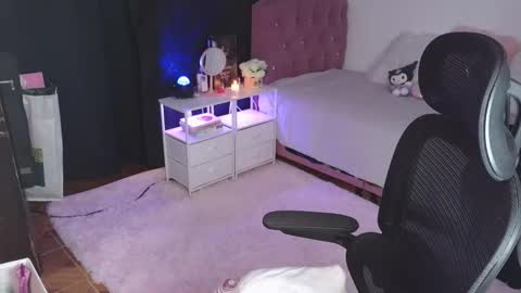   online show from October 2025 12:56:01 PM