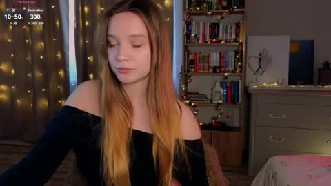 Snapshot of thatonerabbit chatting on March 2026 10:50:02 AM Alice online show from March 2026 10:50:02 AM