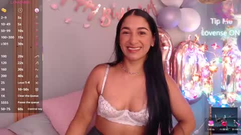 THAYSSA ROSS online show from April 2026 03:43:01 PM
