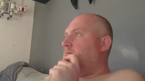 Snapshot of the007146368 chatting on April 2026 05:15:02 PM the007146368 online show from April 2026 05:15:02 PM