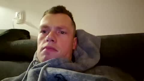 Dennis online show from December 2025 07:10:01 PM