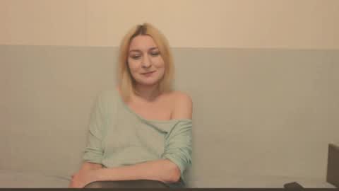 Snapshot of the_basic_instinctt chatting on April 2026 10:48:01 PM Eva online show from April 2026 10:48:01 PM