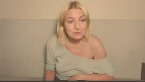 Snapshot of the_basic_instinctt chatting on August 2026 12:20:02 AM Eva online show from August 2026 12:20:02 AM