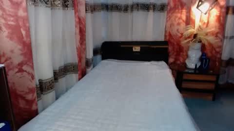 Snapshot of the_girl_nxt_door chatting on February 2025 04:15:01 AM samm online show from February 2025 04:15:01 AM