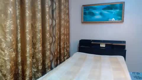 Snapshot of the_girl_nxt_door chatting on November 2025 08:24:01 AM samm online show from November 2025 08:24:01 AM