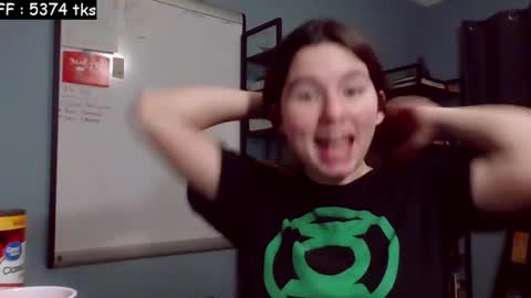 Snapshot of the_happy_space chatting on December 2024 12:02:02 AM MATERNITY LEAVE online show from December 2024 12:02:02 AM