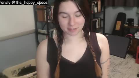 Snapshot of the_happy_space chatting on January 2025 03:15:02 AM MATERNITY LEAVE online show from January 2025 03:15:02 AM