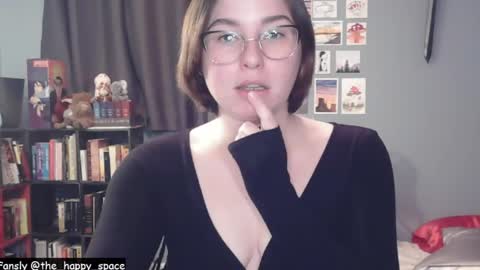 Snapshot of the_happy_space chatting on January 2026 01:21:02 AM MATERNITY LEAVE online show from January 2026 01:21:02 AM