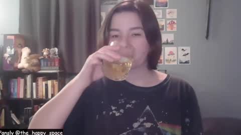 Snapshot of the_happy_space chatting on February 2026 01:20:02 AM MATERNITY LEAVE online show from February 2026 01:20:02 AM