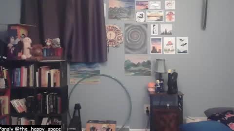 Snapshot of the_happy_space chatting on February 2026 01:01:02 AM MATERNITY LEAVE online show from February 2026 01:01:02 AM