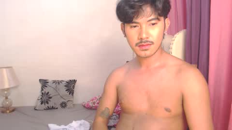 Snapshot of the_killian_jones chatting on February 2025 07:54:01 PM ken online show from February 2025 07:54:01 PM