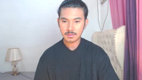 Snapshot of the_killian_jones chatting on March 2025 05:36:02 PM ken online show from March 2025 05:36:02 PM