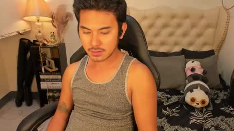 Snapshot of the_killian_jones chatting on November 2025 10:26:02 AM ken online show from November 2025 10:26:02 AM