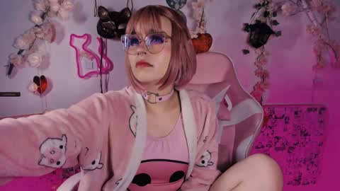 ...  ... online show from February 2025 07:56:01 AM