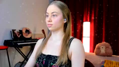 Snapshot of the_steel_magnolia_ chatting on January 2026 07:14:01 AM Ally STREAMING ON TWITCH NOW Check my Twitter for updates online show from January 2026 07:14:01 AM