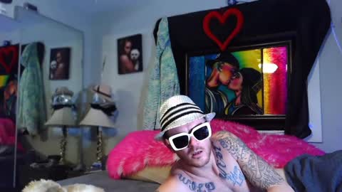 Snapshot of the_steele_zone chatting on May 2026 07:06:01 AM the_steele_zone online show from May 2026 07:06:01 AM