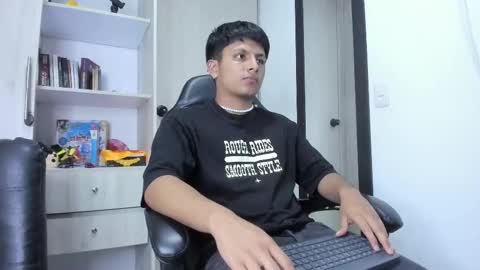 Danny online show from November 2025 01:30:01 AM