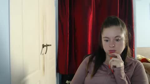 raissa online show from September 2025 08:37:01 AM