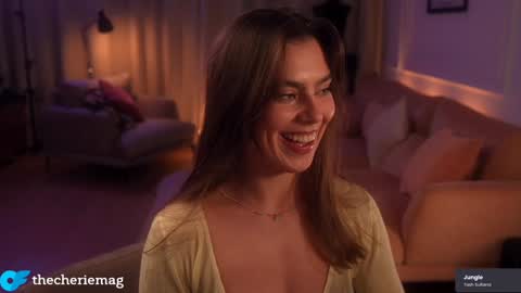 Snapshot of thecherie chatting on December 2025 07:42:01 PM Cherie online show from December 2025 07:42:01 PM