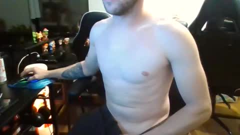 Snapshot of thecock431 chatting on December 2025 01:52:02 PM thecock431 online show from December 2025 01:52:02 PM