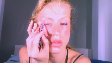 Snapshot of thedollxxxperience chatting on July 2026 03:58:02 AM Yolanda online show from July 2026 03:58:02 AM