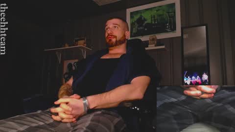 Snapshot of theehhteam chatting on February 2025 02:47:01 AM H online show from February 2025 02:47:01 AM