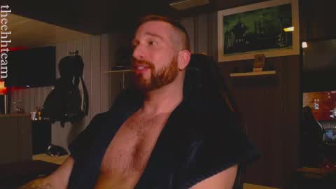 Snapshot of theehhteam chatting on February 2025 12:46:01 AM H online show from February 2025 12:46:01 AM