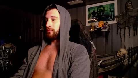 Snapshot of theehhteam chatting on October 2025 01:23:02 PM H online show from October 2025 01:23:02 PM