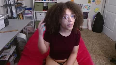 olly online show from November 2025 07:37:01 PM