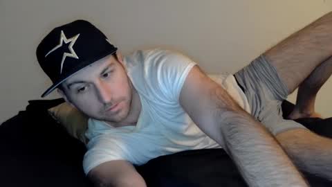 Snapshot of theetwohander chatting on February 2025 03:19:01 AM Theetwohander online show from February 2025 03:19:01 AM