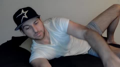 Snapshot of theetwohander chatting on February 2025 05:15:02 PM Theetwohander online show from February 2025 05:15:02 PM